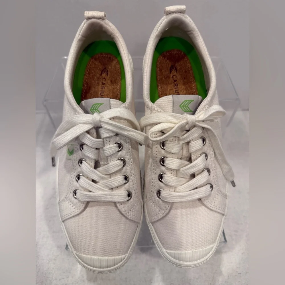 Cariuma OCA Low Canvas Sneakers White – Size 8.5 – New Without Tags - Picture 6 of 10